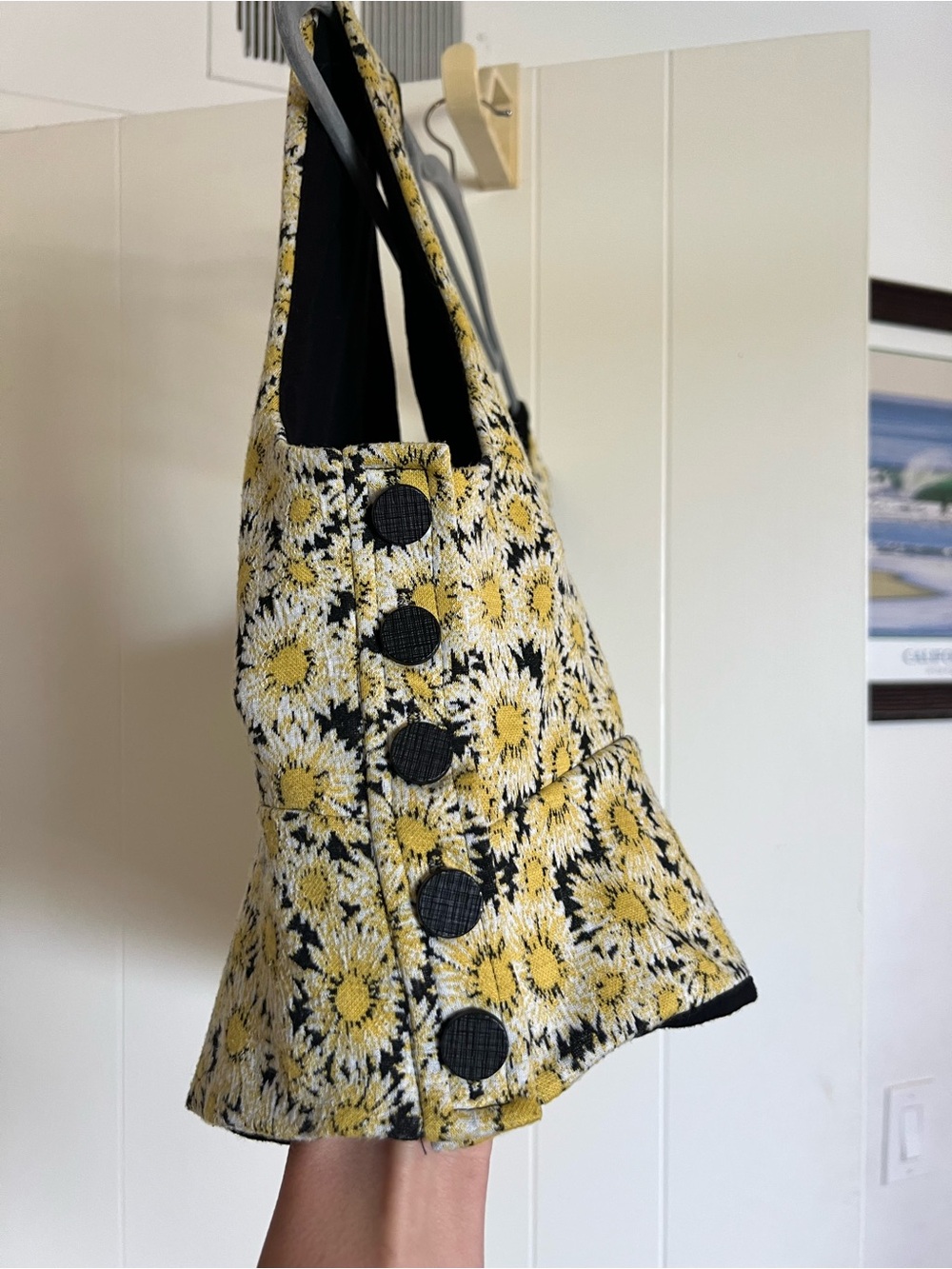 Maeve Daisy Print V-Neck Tank Top - Yellow & Black - Picture 8 of 9
